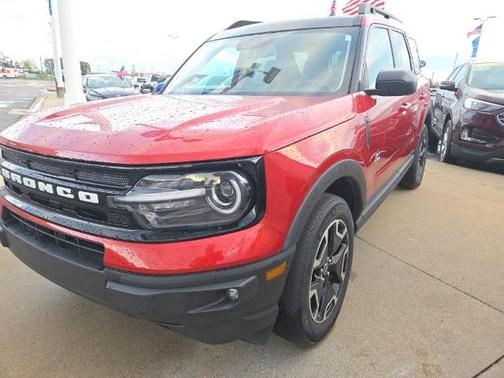 HOT PEPPER RED TC 2023 Ford Bronco Sport OUTER BANKS