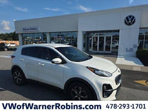 Clear White 2021 Kia Sportage LX