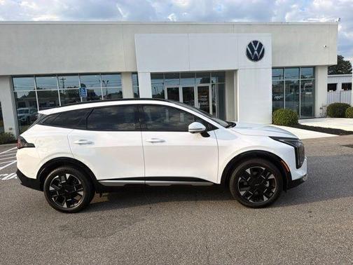 White Pearl 2026 Kia Sportage SX-Prestige