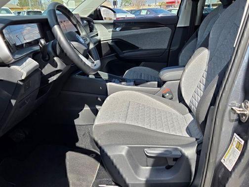 Platinum Gray Metallic 2025 Volkswagen Tiguan 2.0T S