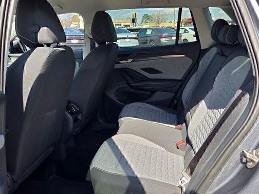 Platinum Gray Metallic 2025 Volkswagen Tiguan 2.0T S