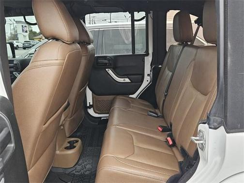 2018 Jeep Wrangler JK Unlimited Sahara