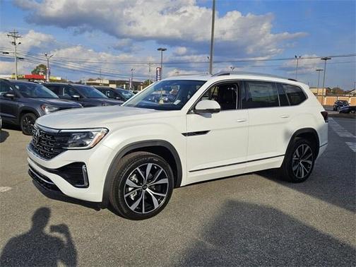 2026 Volkswagen Atlas 2.0T SEL Premium R-Line