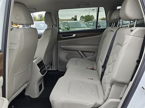 2026 Volkswagen Atlas 2.0T SE