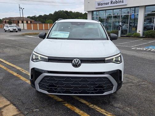 Pure White 2026 Volkswagen Taos 1.5T S