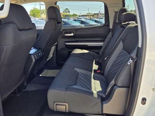 Super White 2020 Toyota Tundra SR5