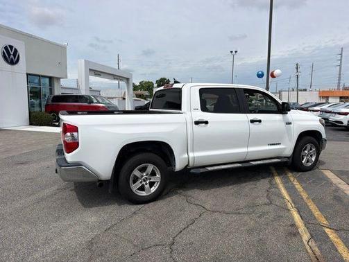 Super White 2020 Toyota Tundra SR5