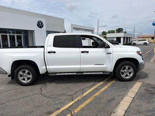 Super White 2020 Toyota Tundra SR5