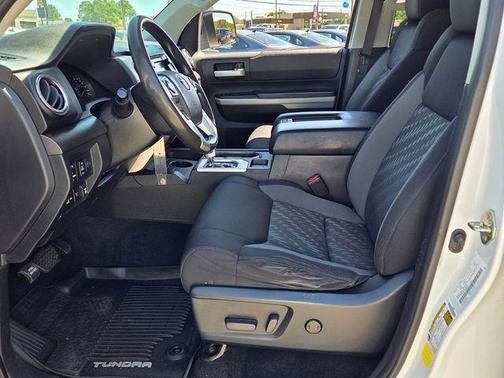 Super White 2020 Toyota Tundra SR5