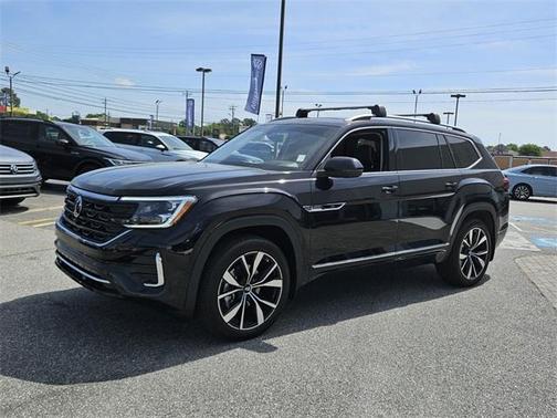 2025 Volkswagen Atlas 2.0T SEL Premium R-Line