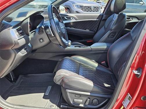 2020 Genesis G70 2.0T