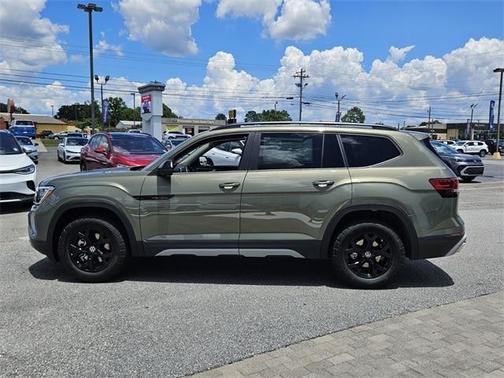 2025 Volkswagen Atlas 2.0T Peak Edition