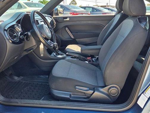 Silk Blue Metallic 2019 Volkswagen Beetle 2.0T S