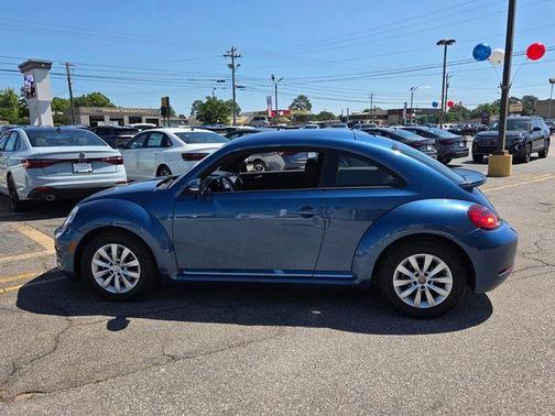Silk Blue Metallic 2019 Volkswagen Beetle 2.0T S