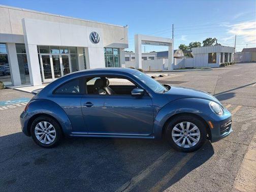Silk Blue Metallic 2019 Volkswagen Beetle 2.0T S