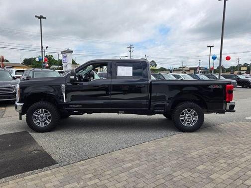 Agate Black 2024 Ford F-250 Lariat