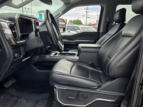 Agate Black 2024 Ford F-250 Lariat