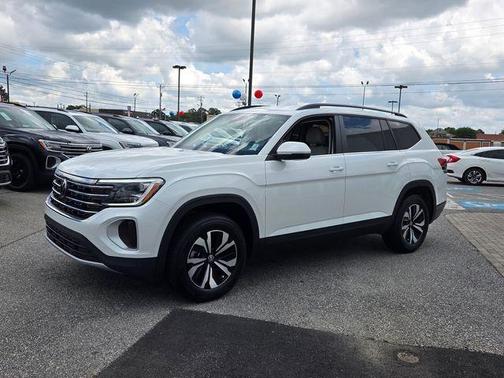 Opal 2026 Volkswagen Atlas 2.0T SE