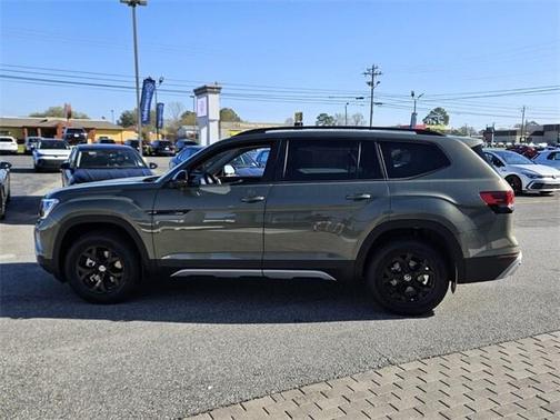 2025 Volkswagen Atlas 2.0T Peak Edition