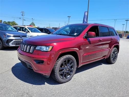 2019 Jeep Grand Cherokee Laredo