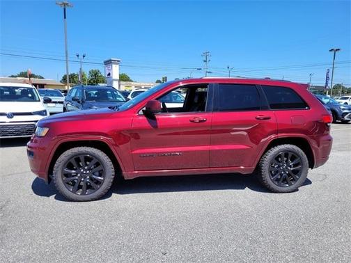 2019 Jeep Grand Cherokee Laredo