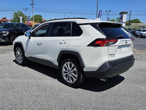 2021 Toyota RAV4 XLE Premium