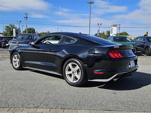 2020 Ford Mustang EcoBoost