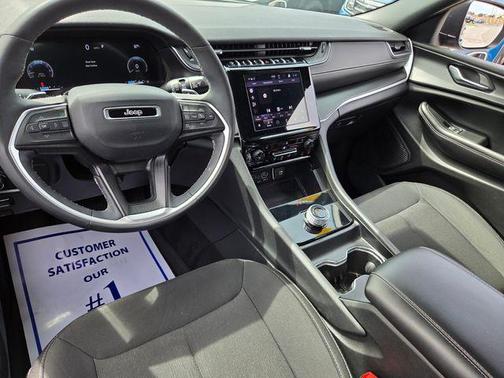 Baltic Gray 2024 Jeep Grand Cherokee L Laredo