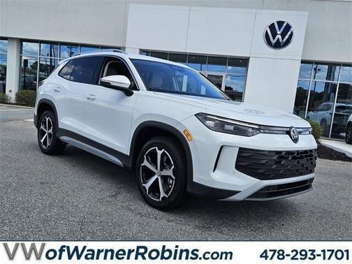 2025 Volkswagen Tiguan 2.0T SE