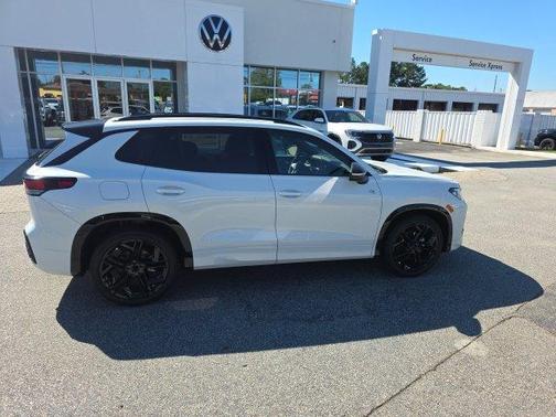 Opal 2026 Volkswagen Tiguan 2.0T SE R-Line Black