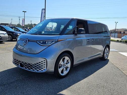 2025 Volkswagen ID. Buzz Pro S Plus