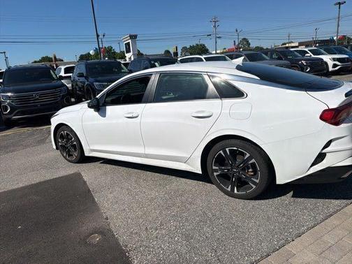 Glacial White Pearl 2023 Kia K5 GT-Line