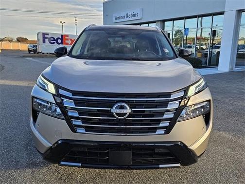 2025 Nissan Rogue Platinum