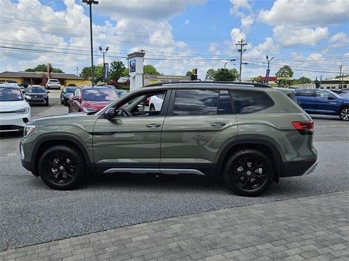 2025 Volkswagen Atlas 2.0T Peak Edition