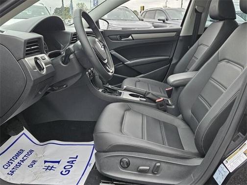 2021 Volkswagen Passat 2.0T SE