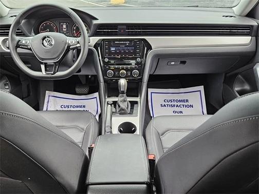 2021 Volkswagen Passat 2.0T SE