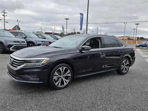 2021 Volkswagen Passat 2.0T SE