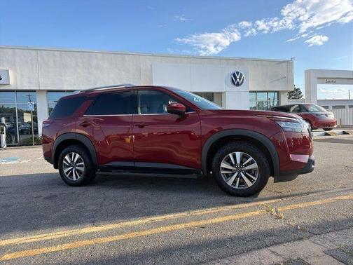 Scarlet Ember 2022 Nissan Pathfinder SL