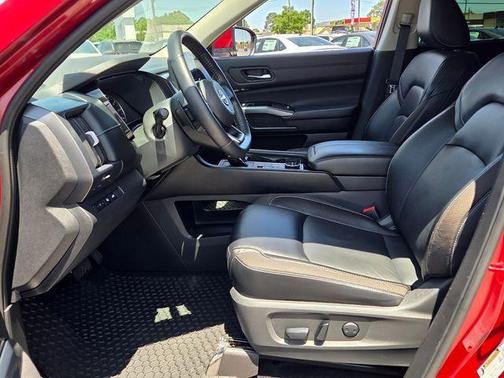 Scarlet Ember 2022 Nissan Pathfinder SL