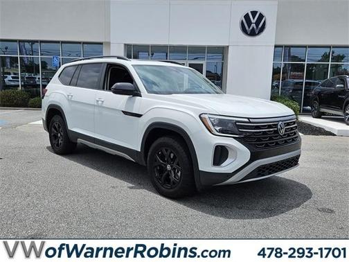 2024 Volkswagen Atlas 2.0T Peak Edition SE w/Technology