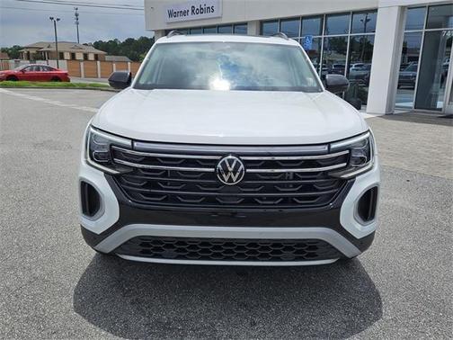 2024 Volkswagen Atlas 2.0T Peak Edition SE w/Technology