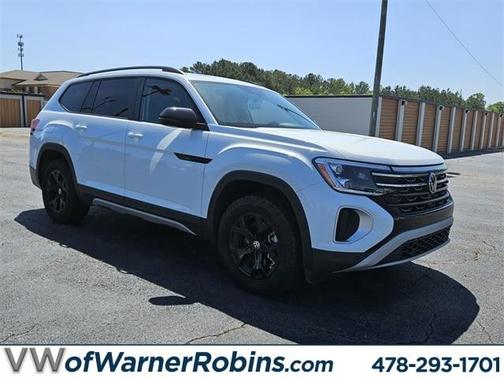 2024 Volkswagen Atlas 2.0T Peak Edition SE w/Technology
