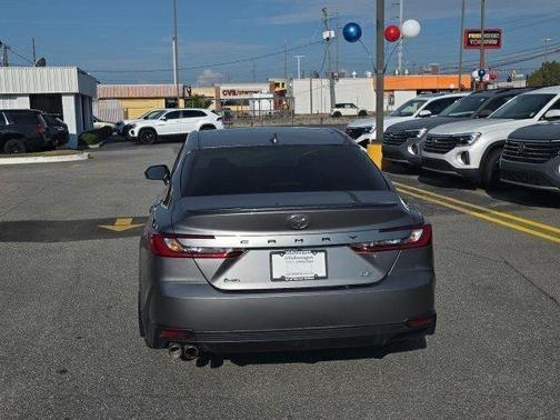 Metal 2025 Toyota Camry SE