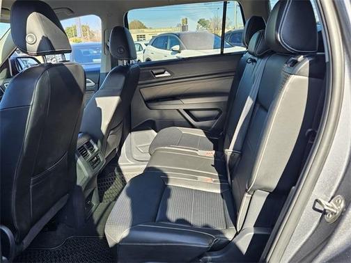 2023 Volkswagen Atlas 3.6L SE w/Technology
