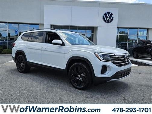 2025 Volkswagen Atlas 2.0T SE w/Technology