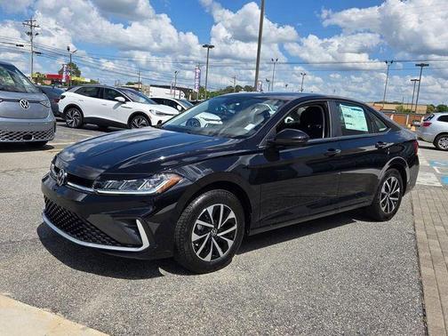 Pearl 2026 Volkswagen Jetta 1.5T S