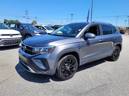 2023 Volkswagen Taos 1.5T SE