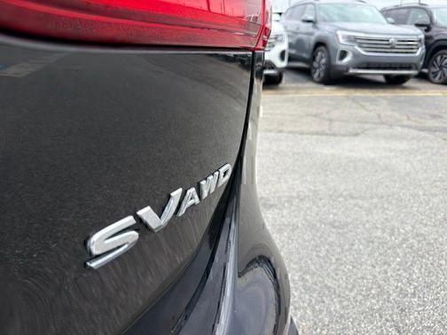 Magnetic Black 2020 Nissan Rogue Sport SV