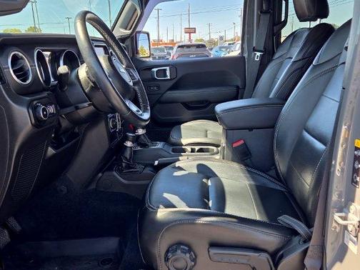 Gray Clearcoat 2022 Jeep Wrangler Unlimited Sahara