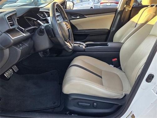 2019 Honda Civic Touring